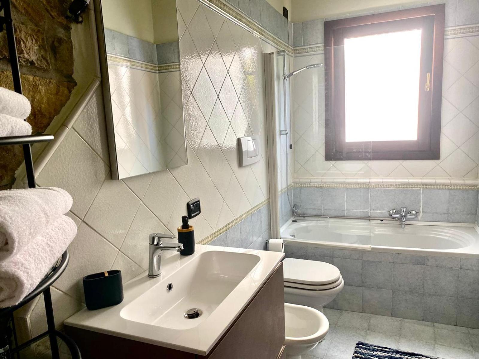 La Casa Di Mat Charme&Relax Apartment Bergamo Bagian luar foto